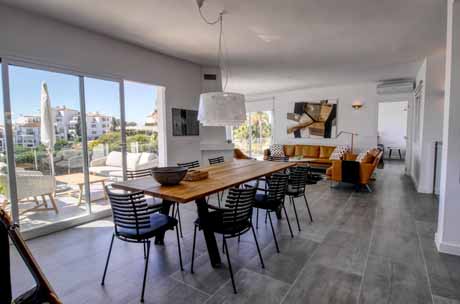 Modern-villa-for-sale-miraflores